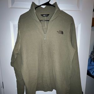 Men’s olive green North Face half zip fleece